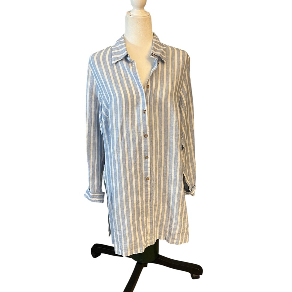 Yuvita Blue and White Striped Button-Up Tunic Size Large
